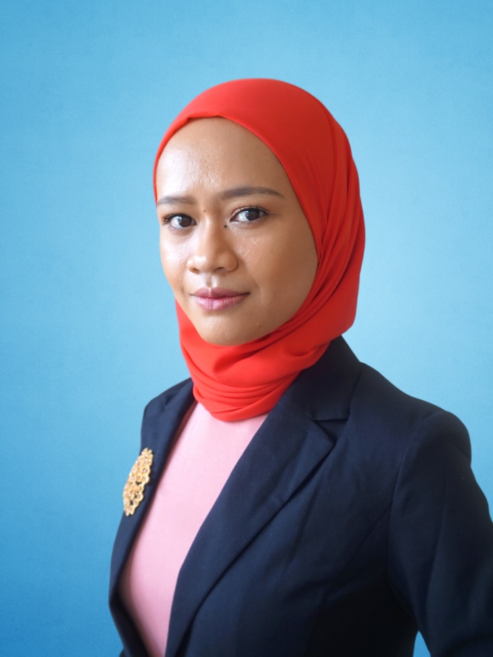 Cik Fatin binti Mohd Husni